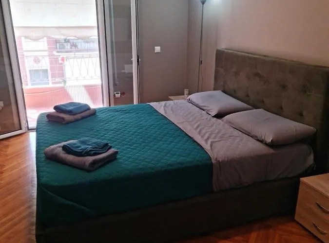 Full-Apartment-Near-Athens-Center
