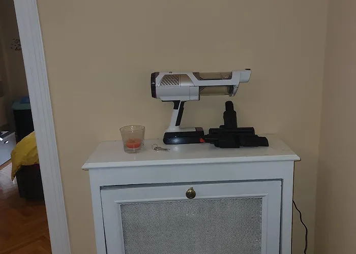 Full-Apartment-Near-Athens-Center