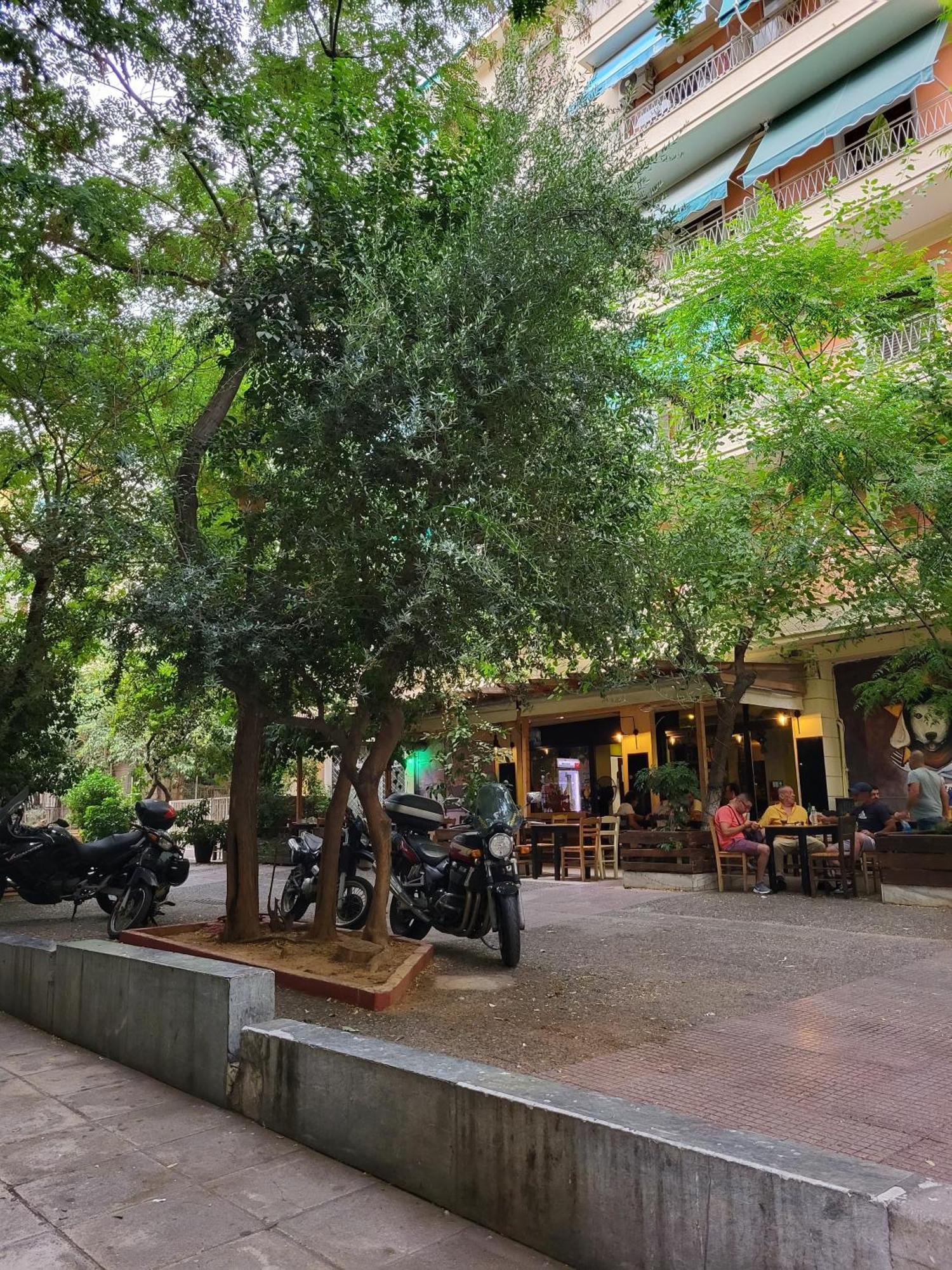 Full-apartment-near-athens-center